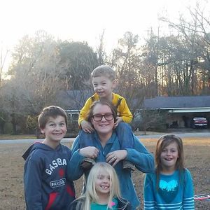 Meet your Posher, Celina